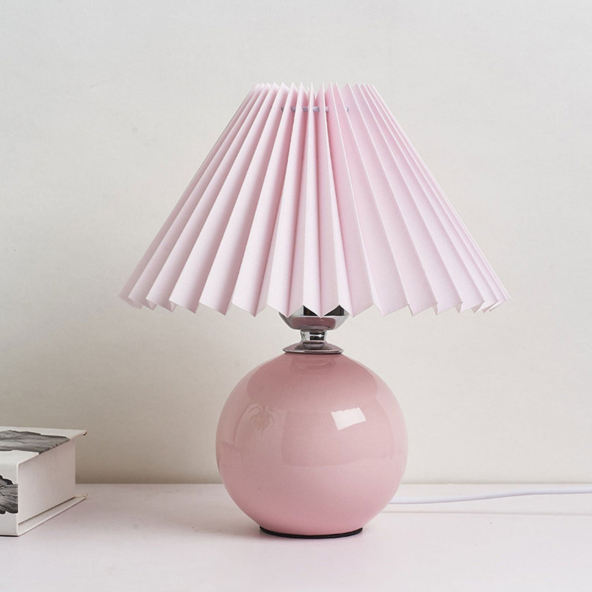 Nordic Ceramic Pleated Table Light | 1-Light Lasson Living