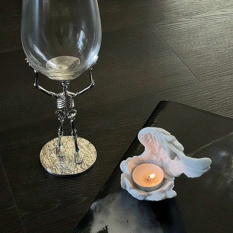 Angel Wing Candle Holder, Resin, 10 x 8 x 6 cm | White or Black | Sculpted Feathers Cast Soft Flickering Light 10