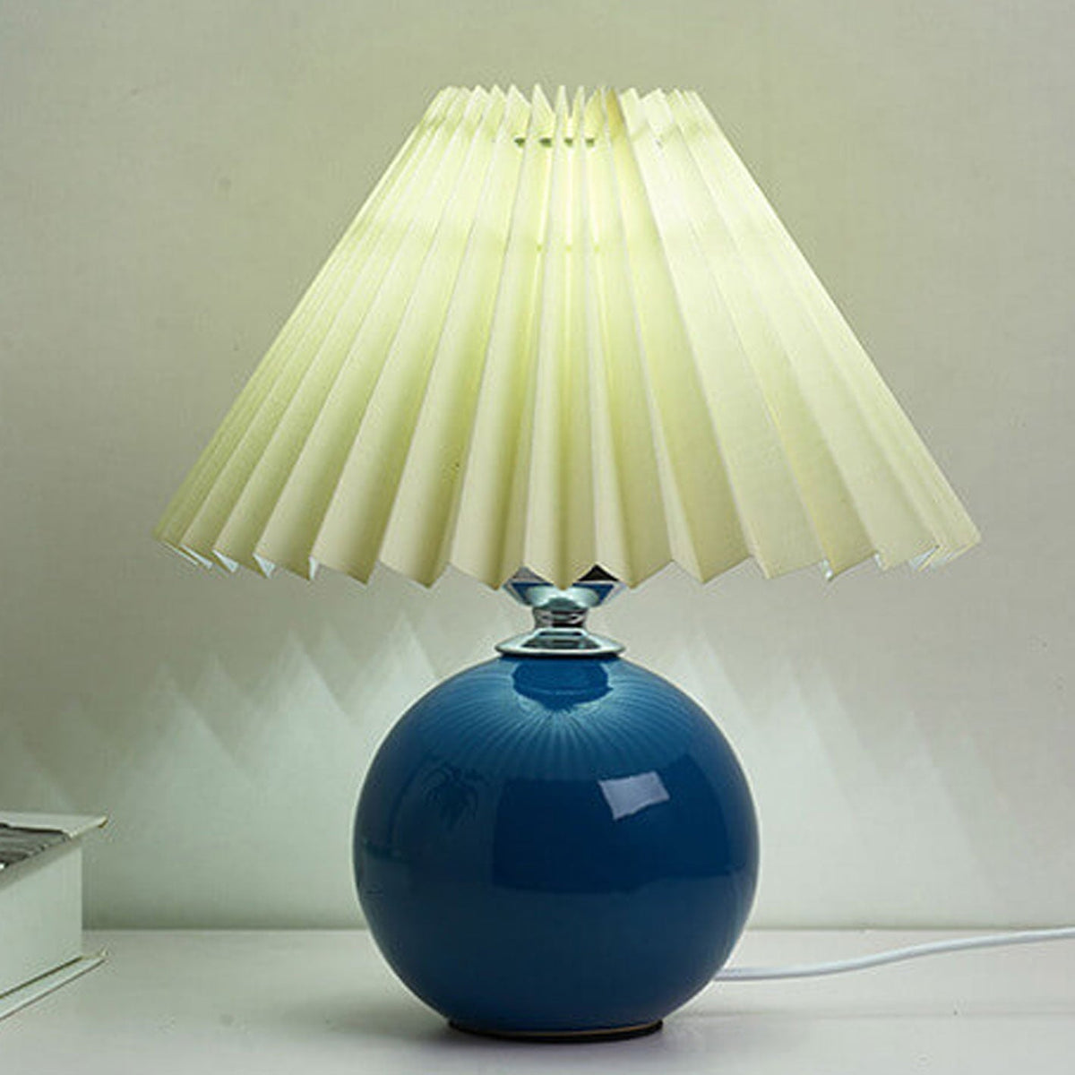 Nordic Ceramic Pleated Table Light | 1-Light Lasson Living