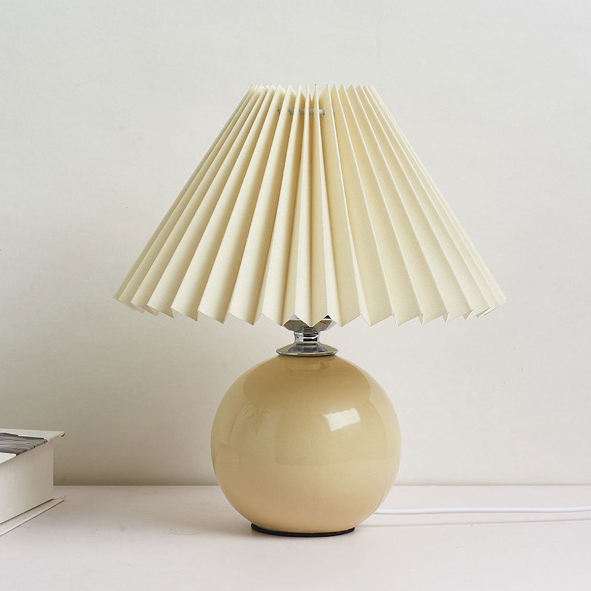 Nordic Ceramic Pleated Table Light | 1-Light Lasson Living