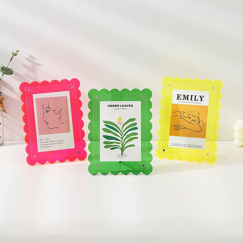 Acrylic Photo Frame 20x15 cm (7.9 × 5.9 in) - Vibrant Color Border for Stylish Display