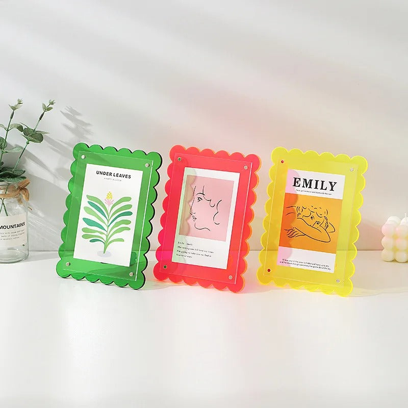 Acrylic Photo Frame 20x15 cm (7.9 × 5.9 in) - Vibrant Color Border for Stylish Display