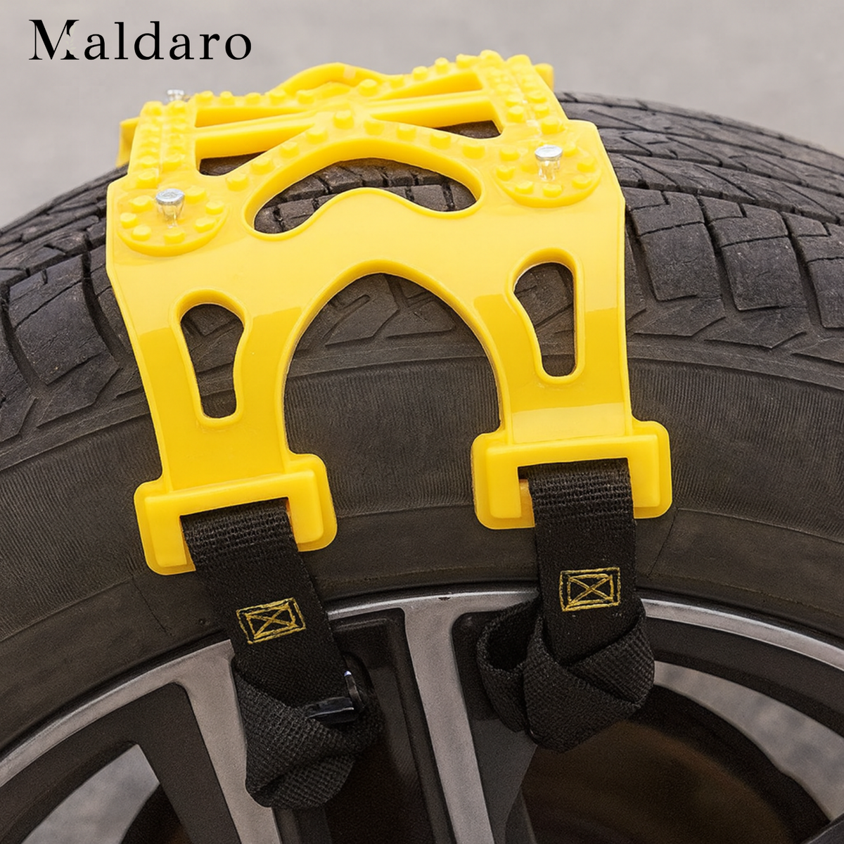 Anti-Slip Snow Chains | Universal Fit for Cars, SUVs & Vans | Cold-Resistant TPU & Steel Grip for Winter Driving