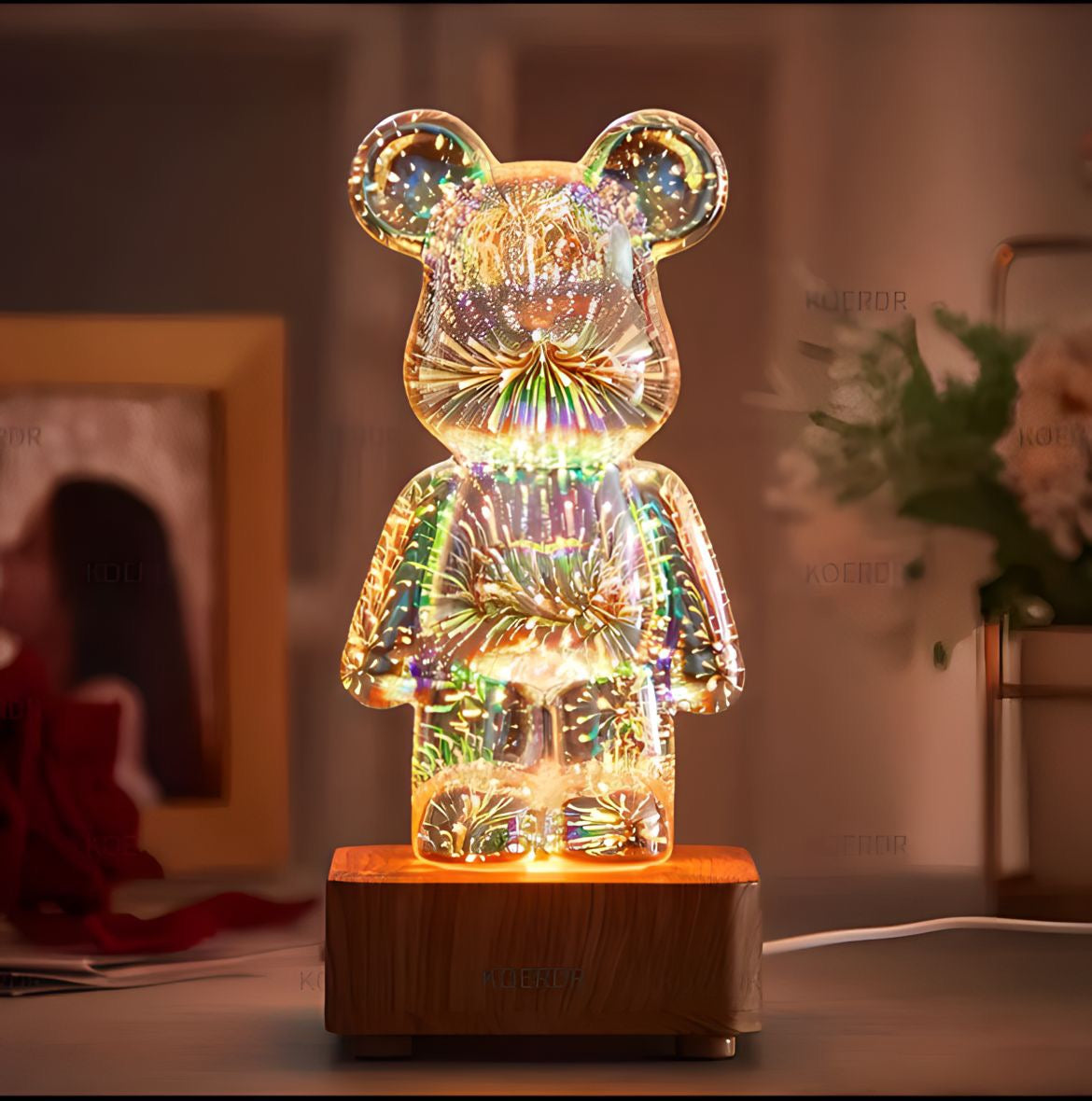 Bear Table Lamp Glass | Silver Glass, 7 Colours | USB LED Night Light, Wood-Look Base, Colour-Changing Decor Light