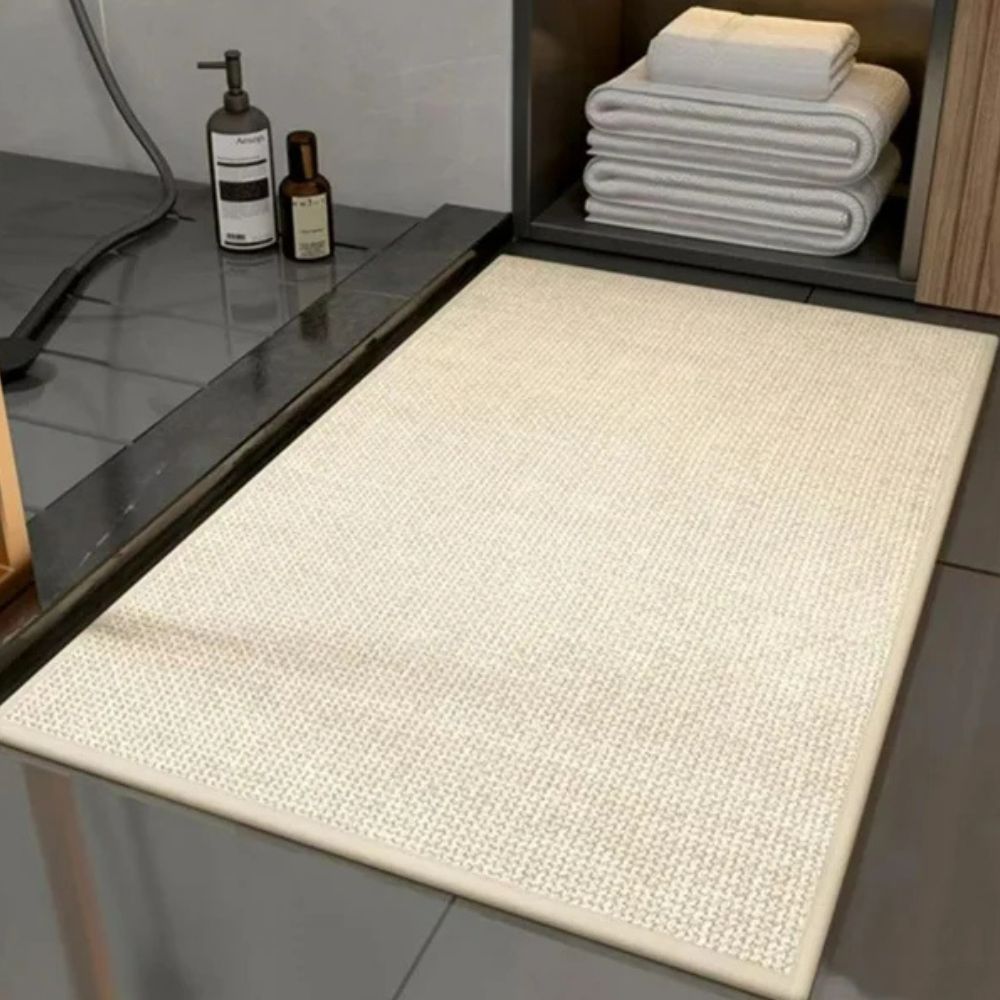 Braided Comfort | Non-Slip Bath Mat – Highly Absorbent Fabric Design