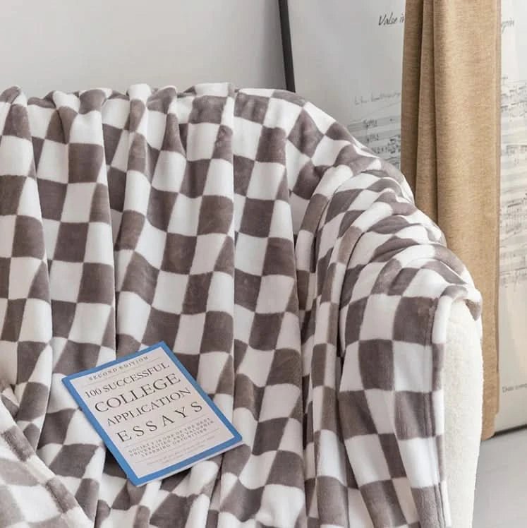 COZYCHECK – Flannel Fleece Blanket | Soft, Warm & Usable Year-Round 3