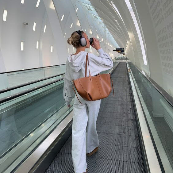 Caroline | Leather Tote Bag – Oversized Structured Design