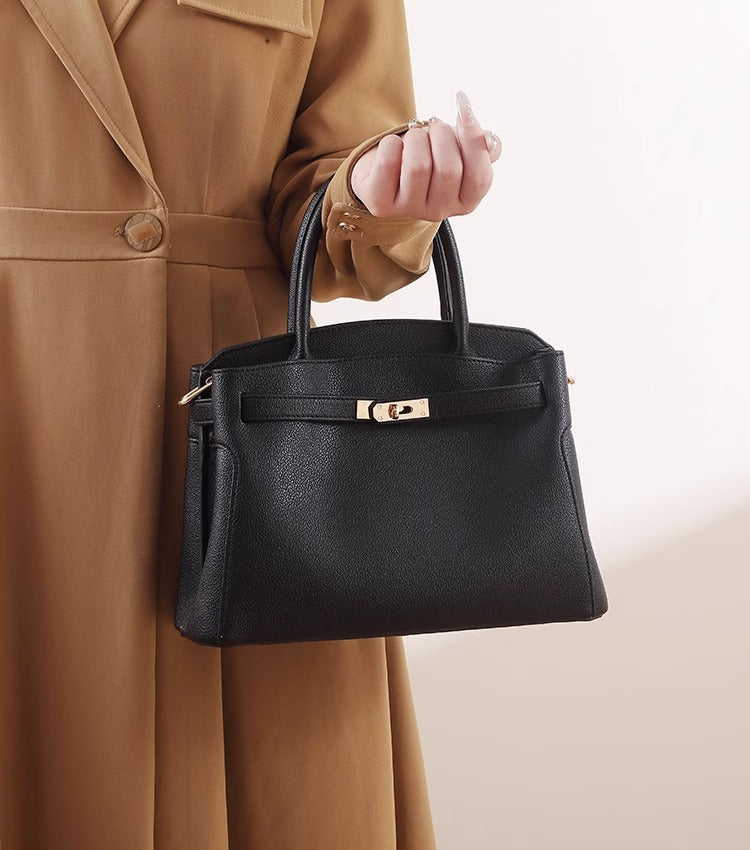 ChicStyle | Women's Handbag - Structured Crossbody Design with Detachable Strap