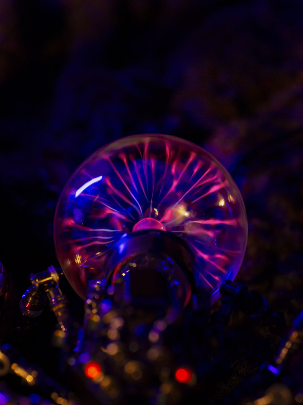 Colour-Changing Glass Lamp | Touch-Reactive Pulse Patterns | Sealed Glass Build for Lasting Glow on Any Tabletop