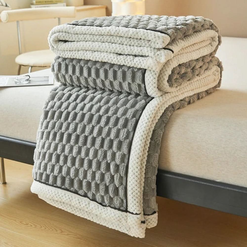 ComfortSculpt – Attentive Gift with Elegant Texture 7