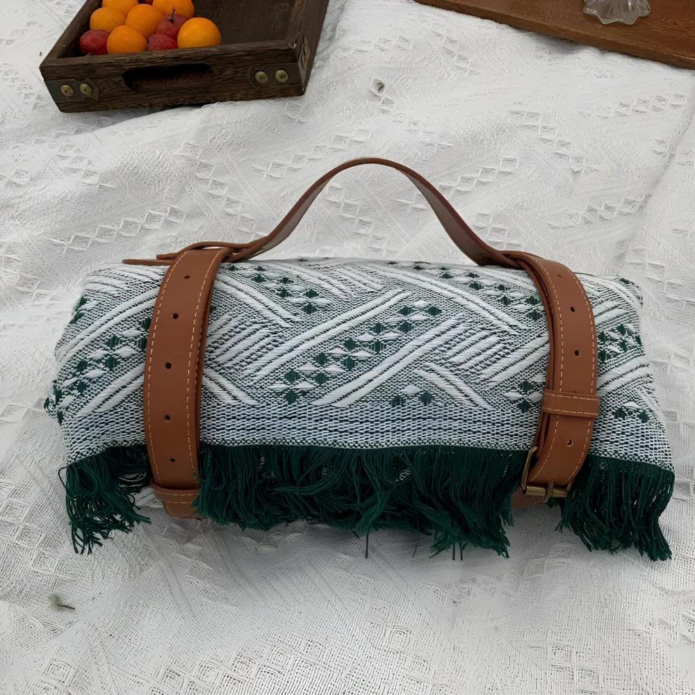 Countryside Comfort | Waterproof Picnic Mat – Large Lightweight Design