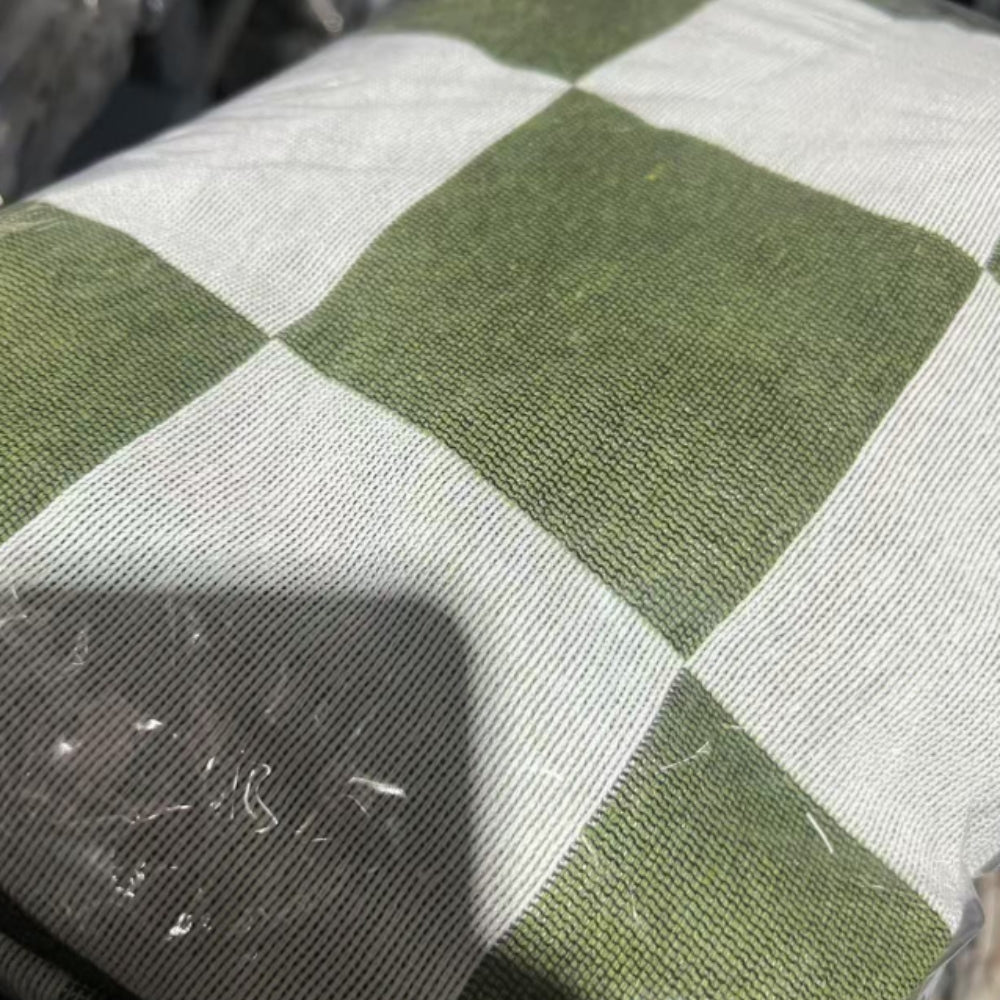 CozyHome | Large Checkered Picnic Blanket – Soft Microfiber with Fringe