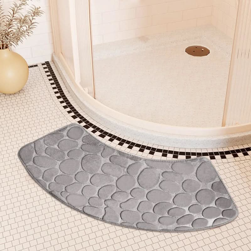 Curved Bath Mat | Non-Slip Coral Fleece Design | Quick-Drying