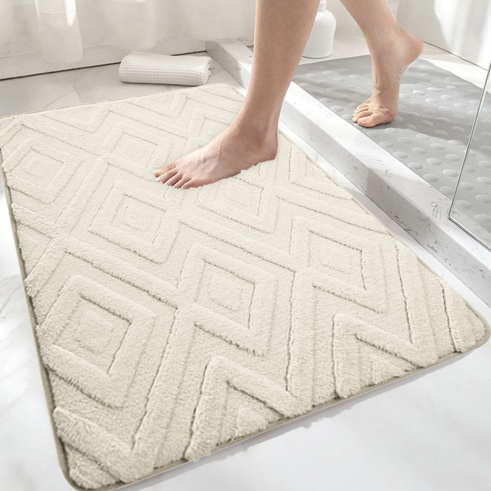 DiamondLux | Ultra-Soft Microfiber Bath Mat – Modern Geometric Design