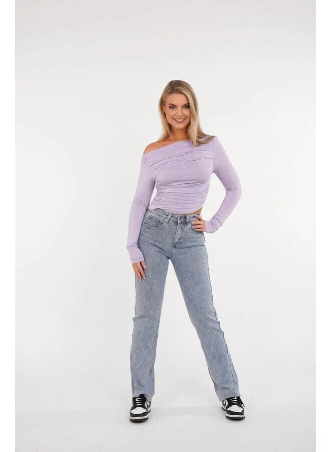 Essential Elegance | Women's Black Jeans – Straight Fit With Diamond Design 9