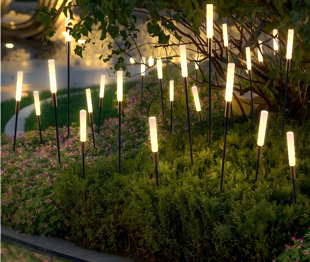 Garduru | Solar Outdoor Lights with Weather-Resistant Design - Modern LED for Gardens