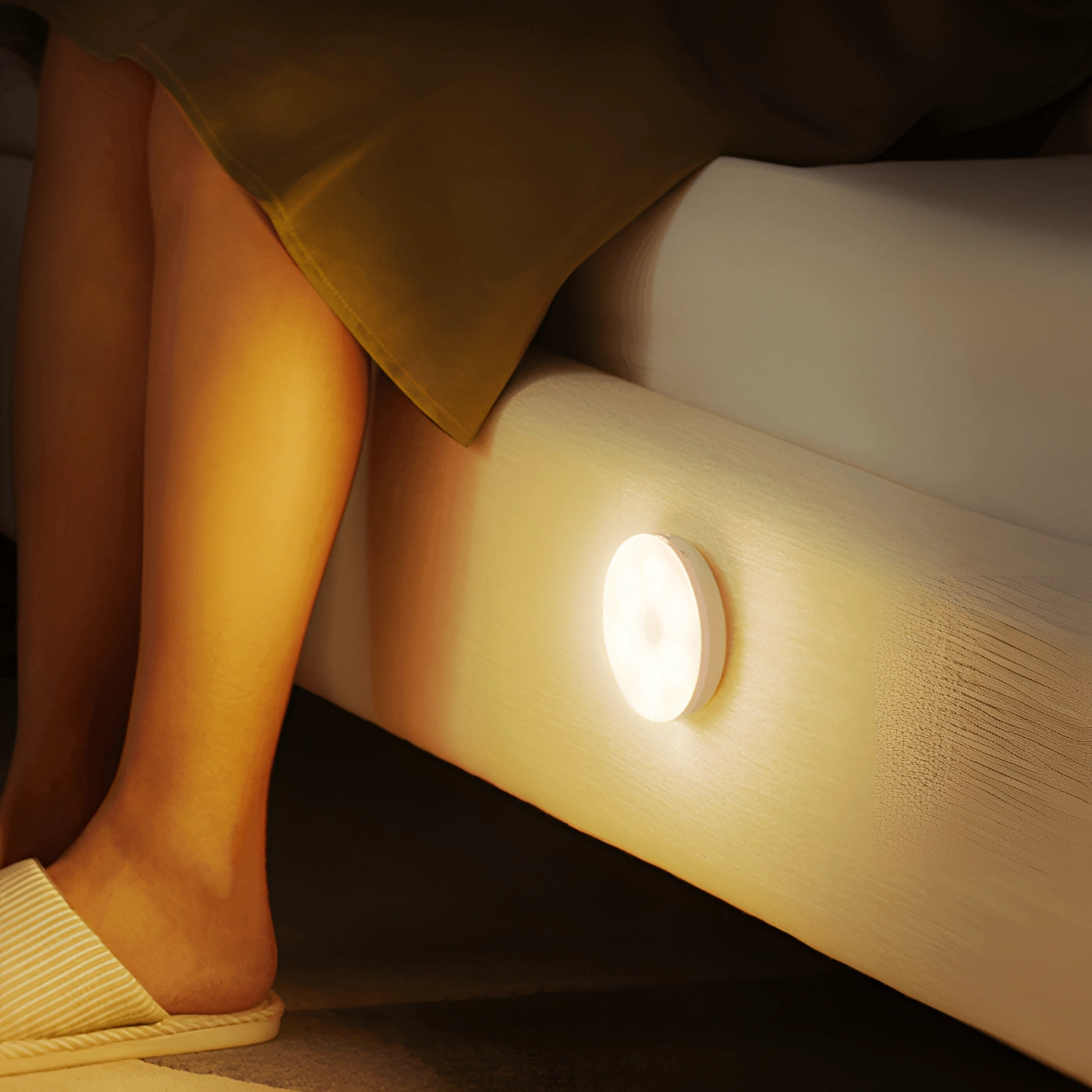 LED Motion Sensor | Round Puck Light, Warm Even Glow
