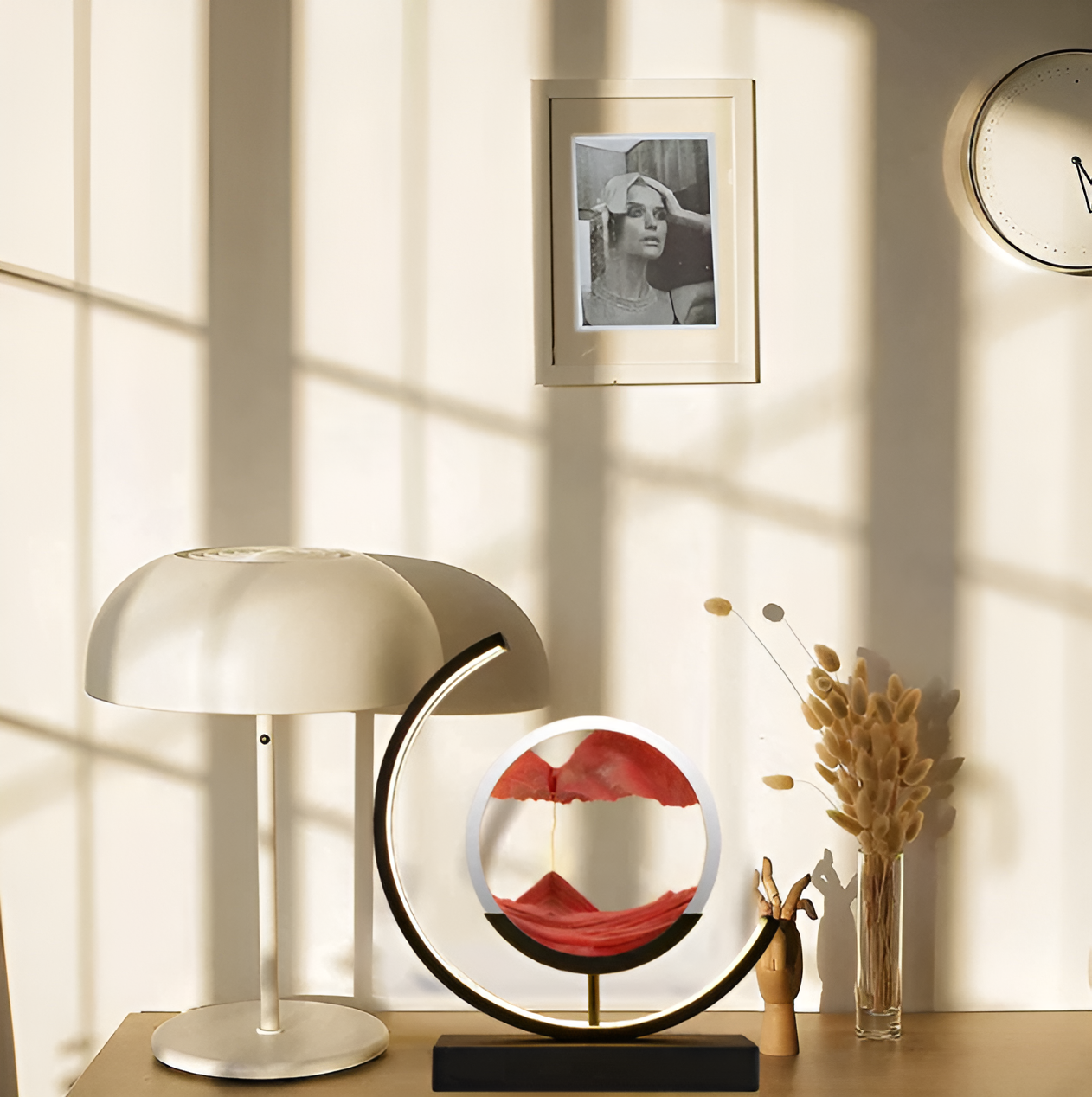 LED sand art table lamp with circular frame 3