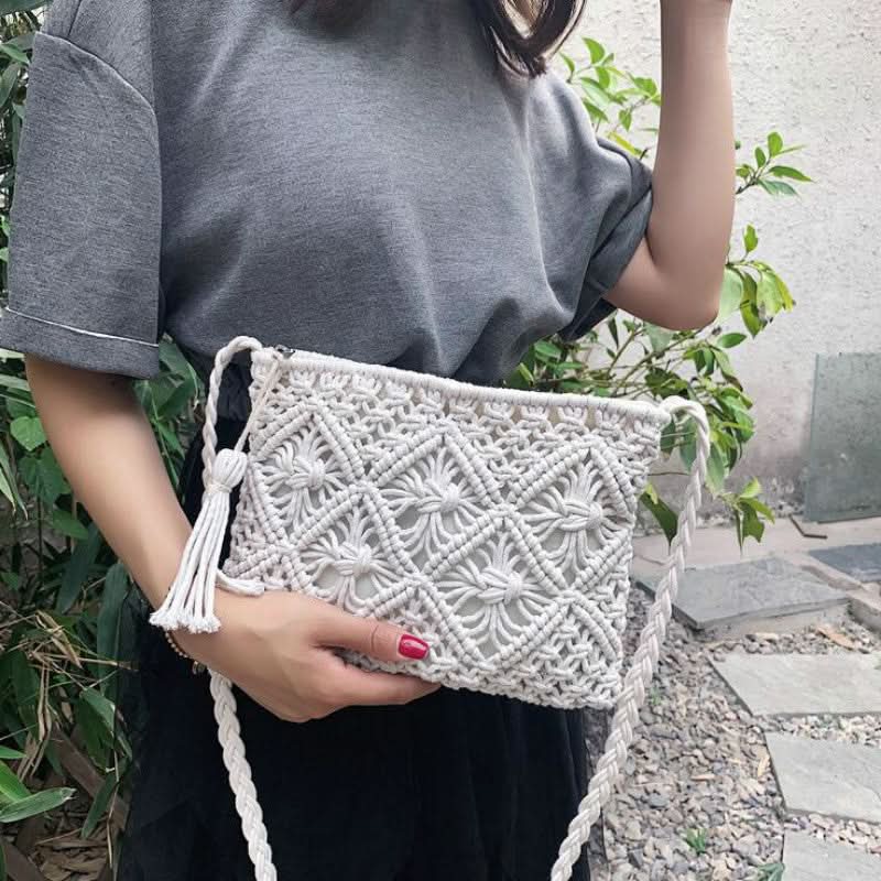 London | Woven Shoulder Bag - Trendy Boho Chic Design