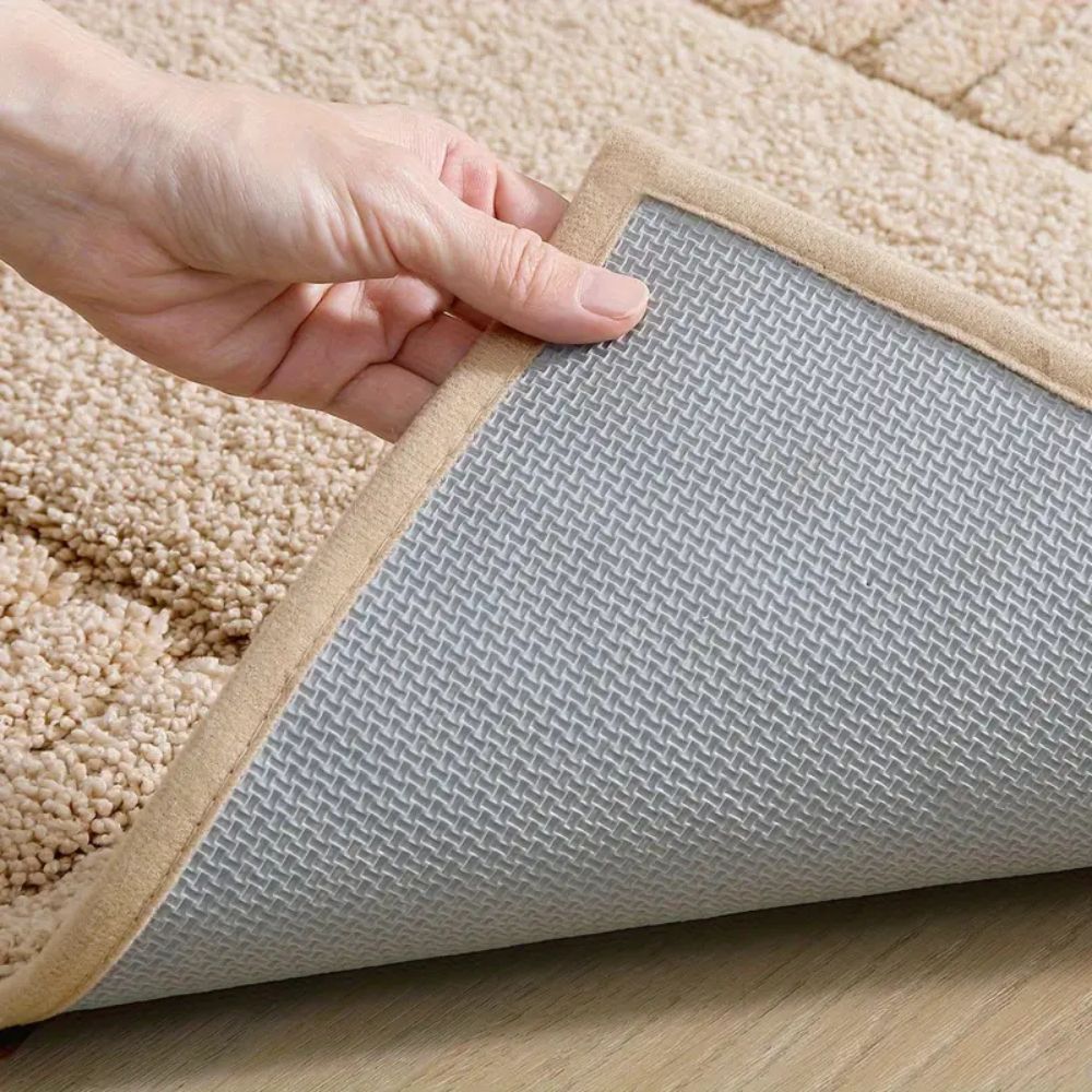 Minimalist Stripe | Non-Slip Bath Mat – Soft Flocking Material