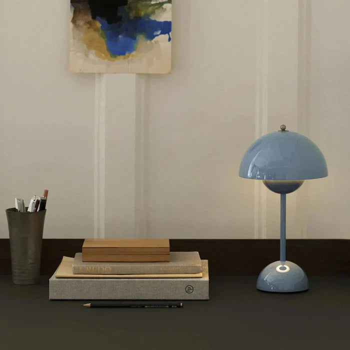 Minimalist Wireless Table Lamp 5