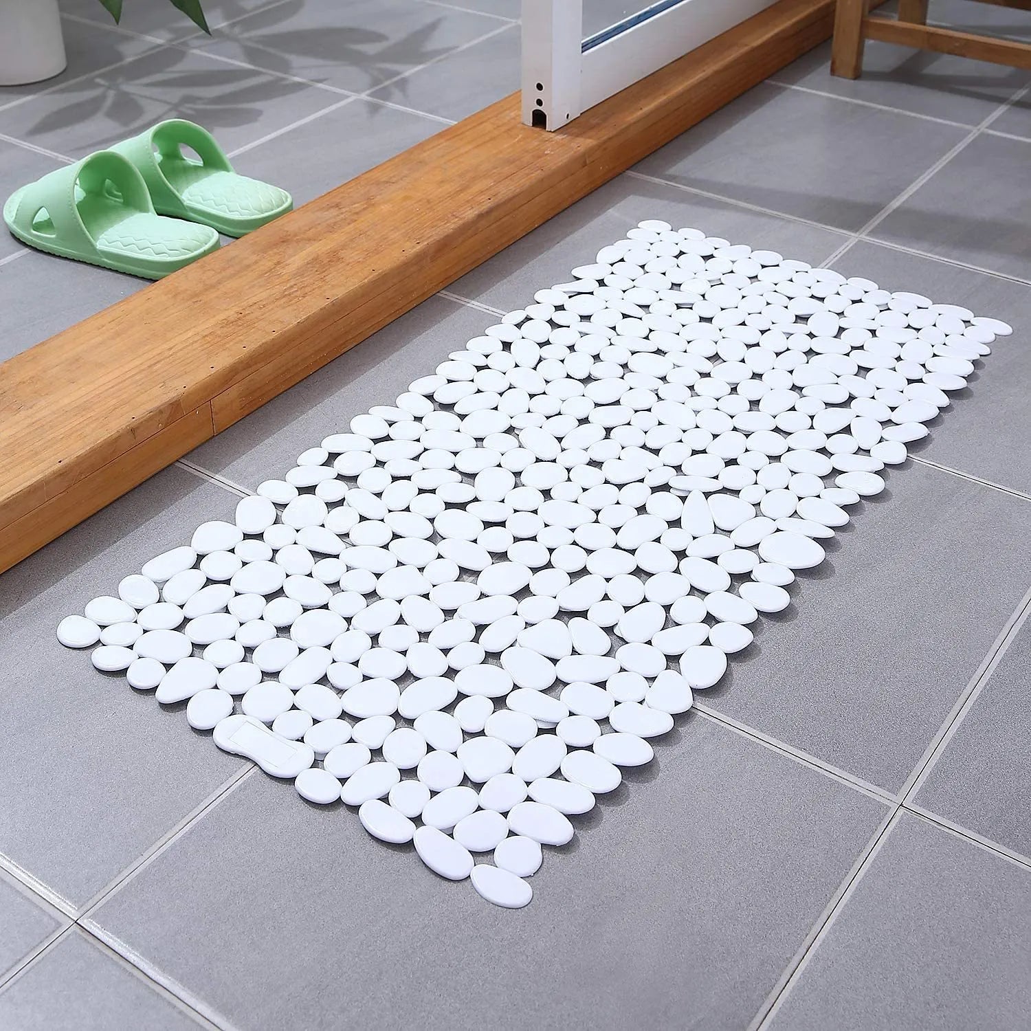 Non-Slip Bath Mat | Pebble Texture With Suction Cups