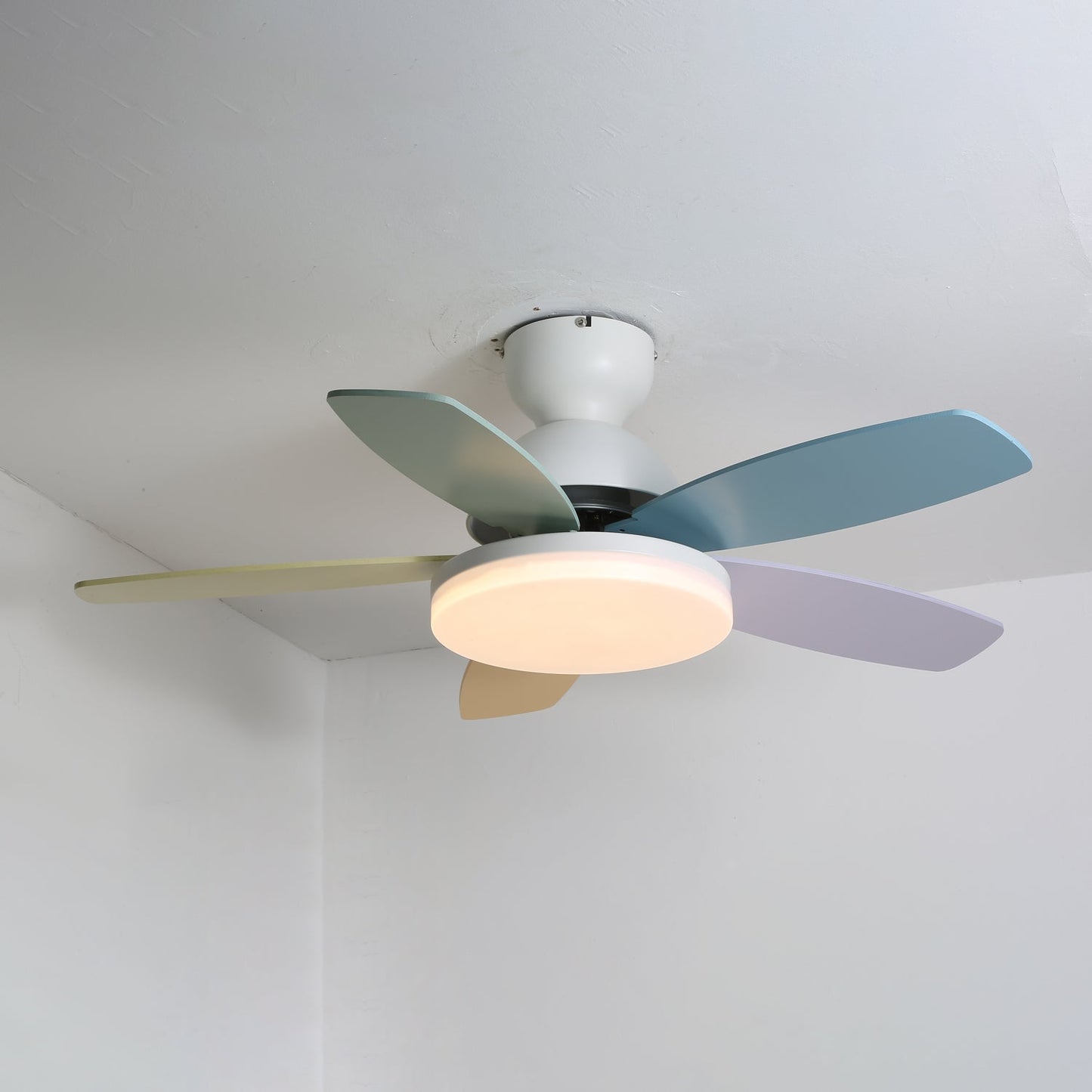 PetalFan | Modern Ceiling Fan With LED Light – Petal Design 8