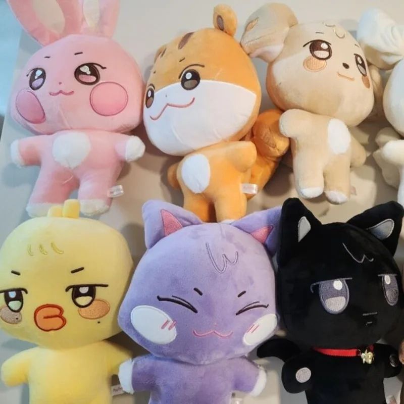 Plush Doll Keychain Short Plush PP Cotton | Multiple Character Options | Soft Collectible Room Decor & Bag Charm
