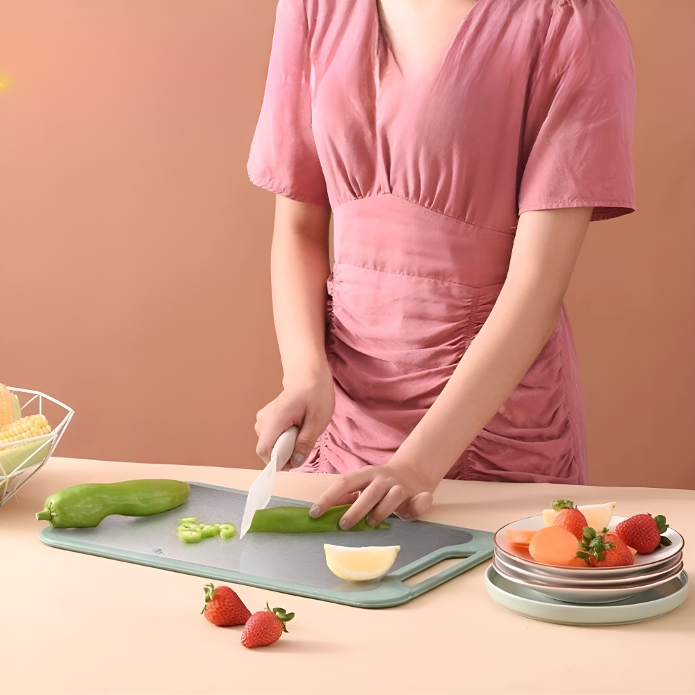 Reversible Cutting Board, Double Sided Surface, Built In Carry Handle, Rectangular Design 2