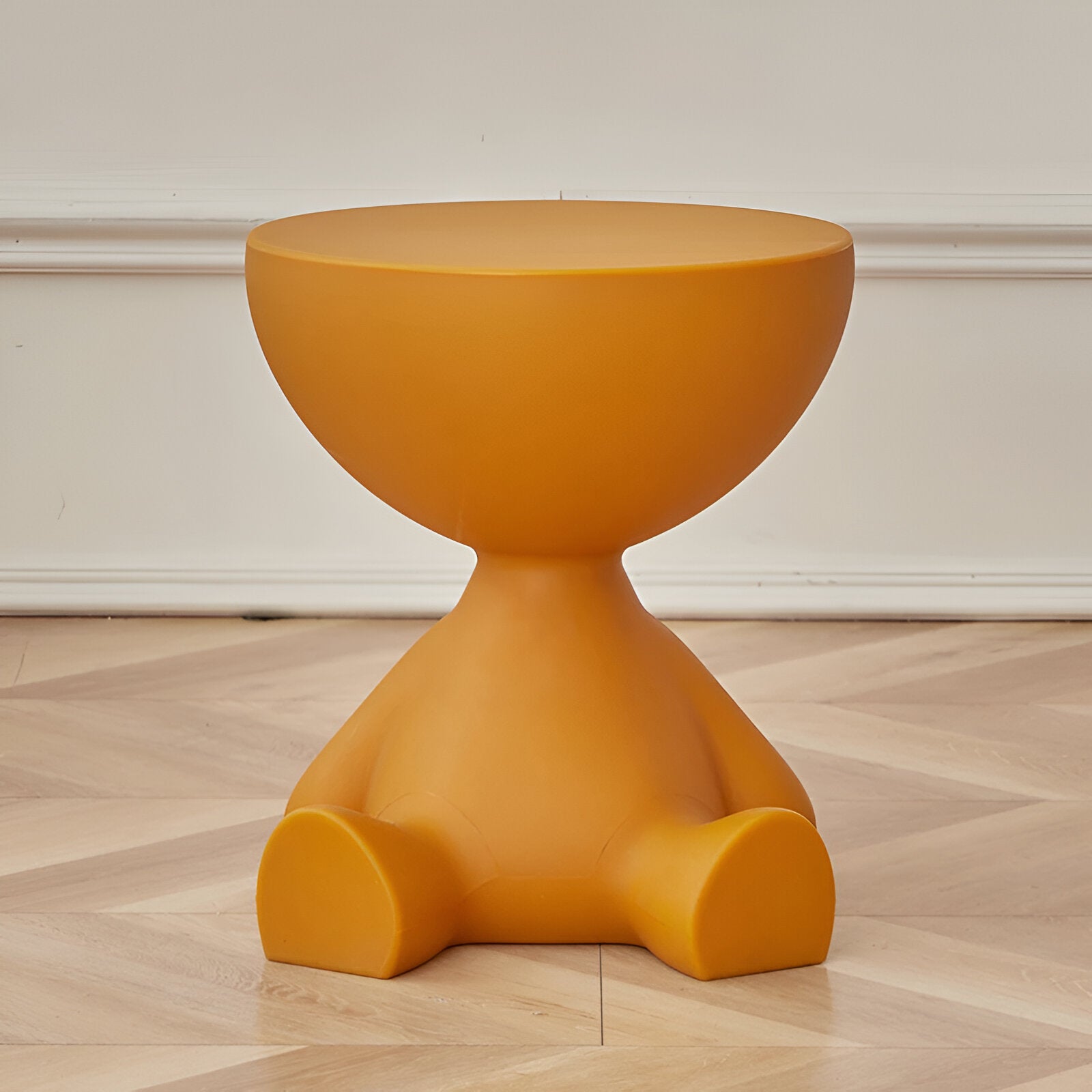 Round Coffee Table – Plastic, Timeless Design for the Living Room or Side Table 11