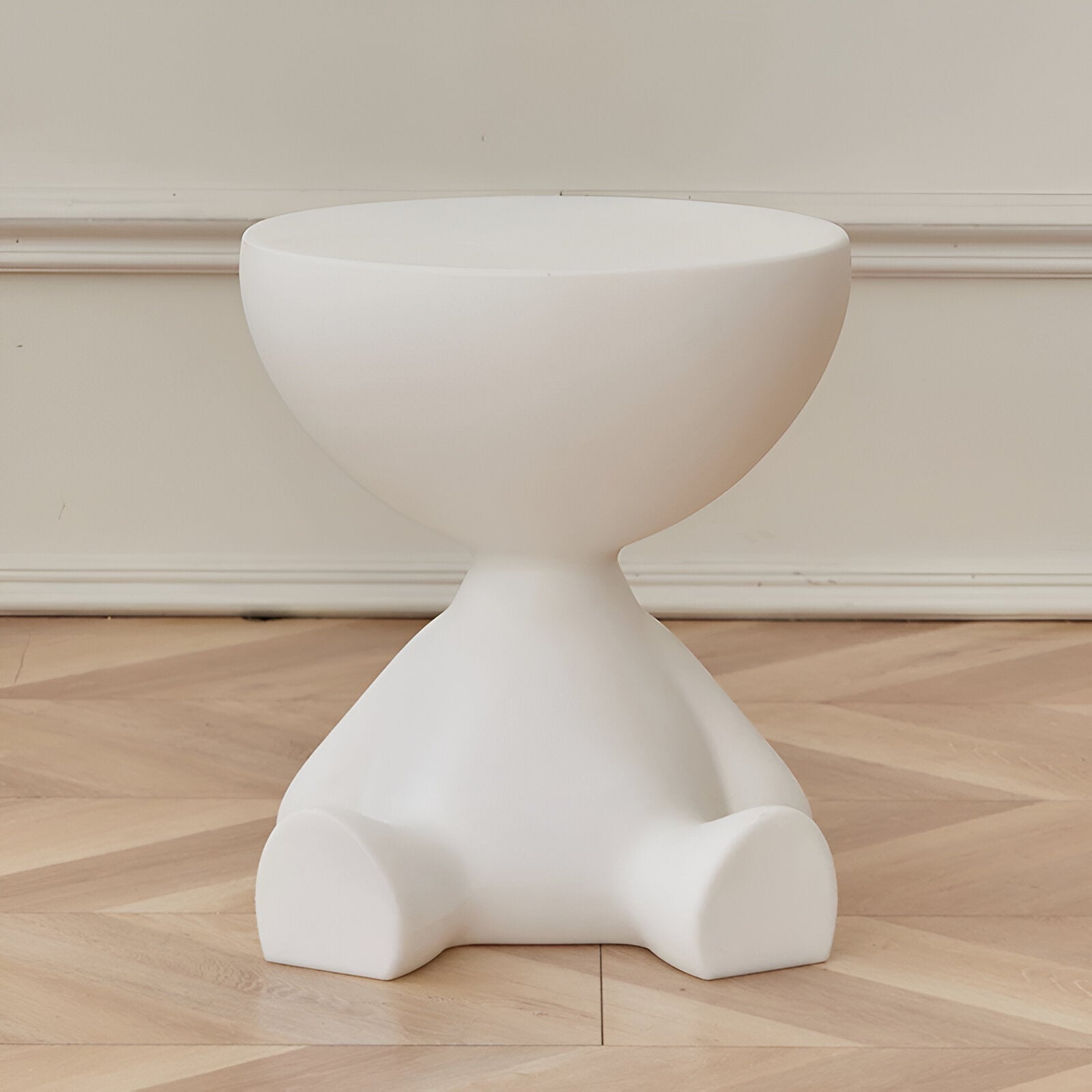 Round Coffee Table – Plastic, Timeless Design for the Living Room or Side Table 15