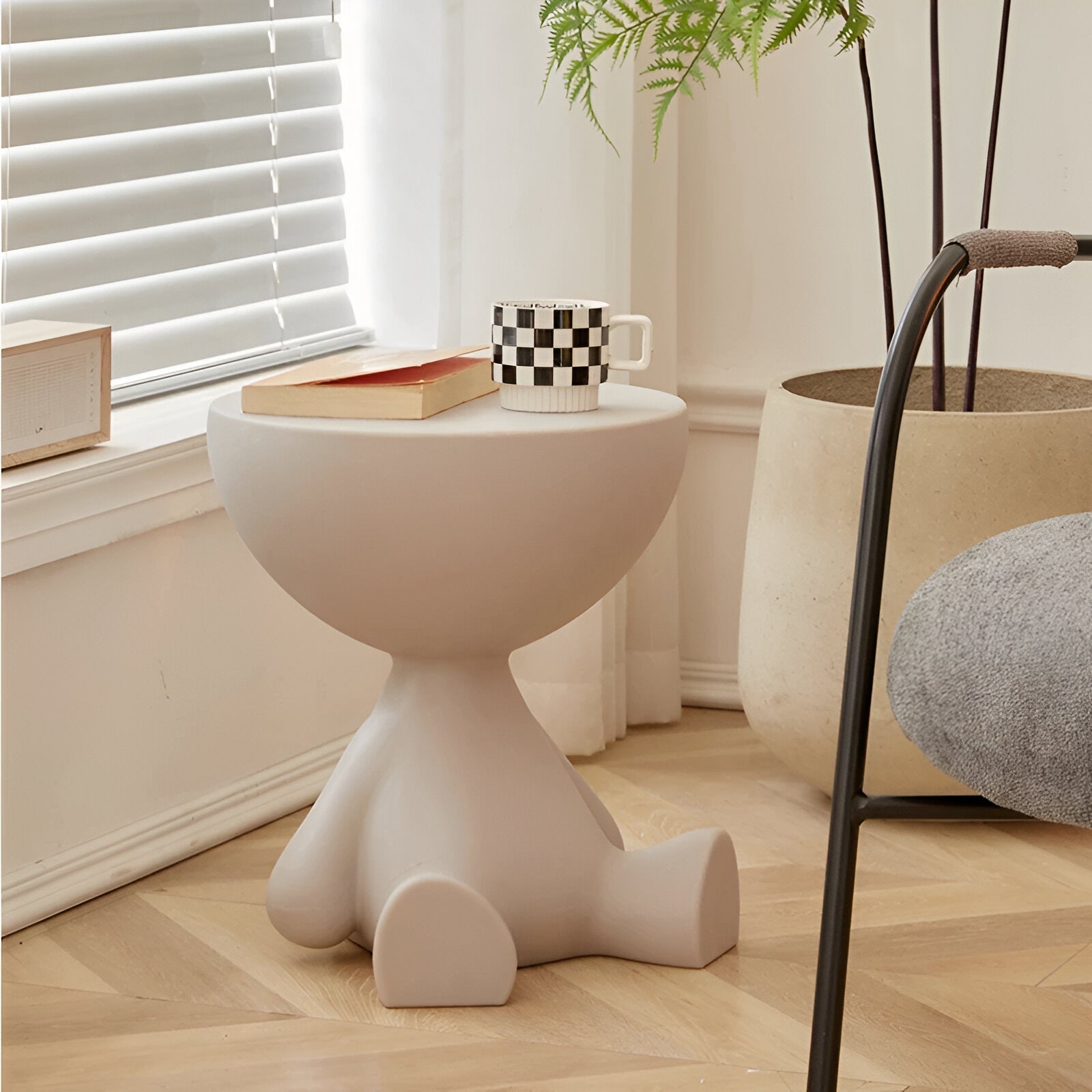 Round Coffee Table – Plastic, Timeless Design for the Living Room or Side Table 7