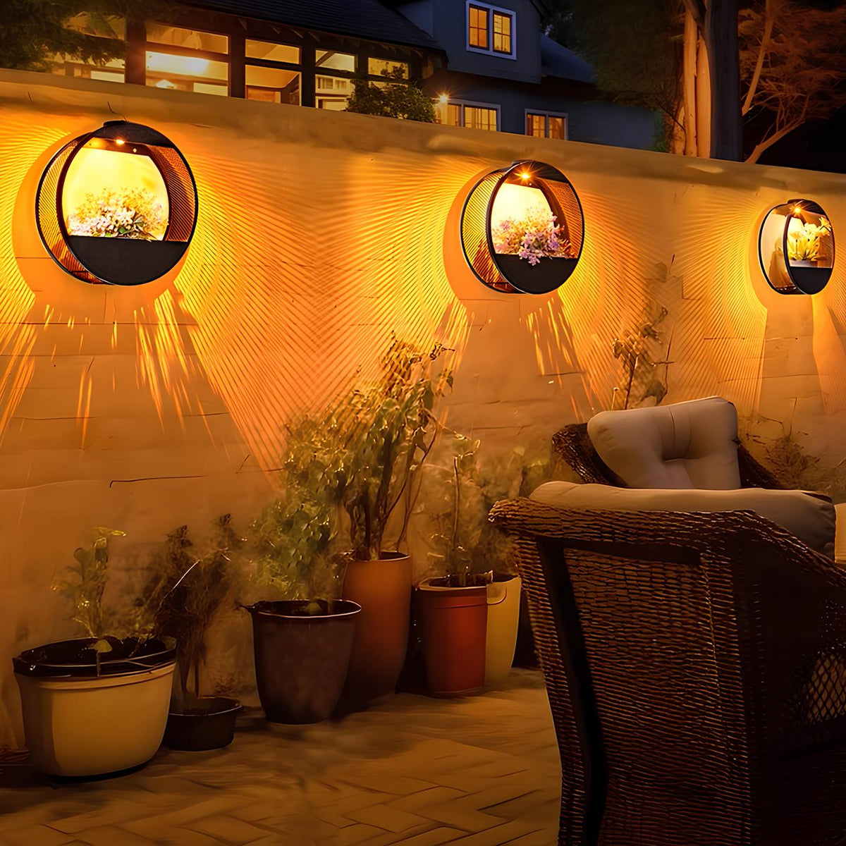 Solar Wall Pot Light with Integrated Planter | Oval or Round Style | Waterproof, Up to 8 Hours Warm & Cool White Light