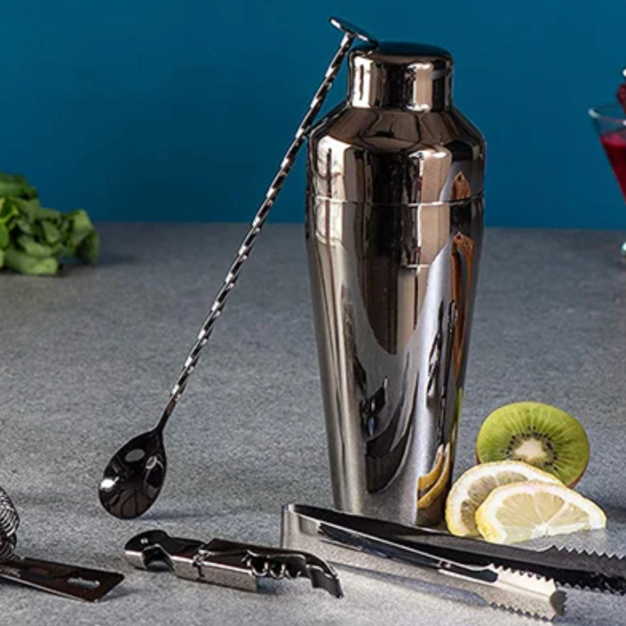 Stainless Steel Cocktail Shaker Set With Bamboo Stand 2