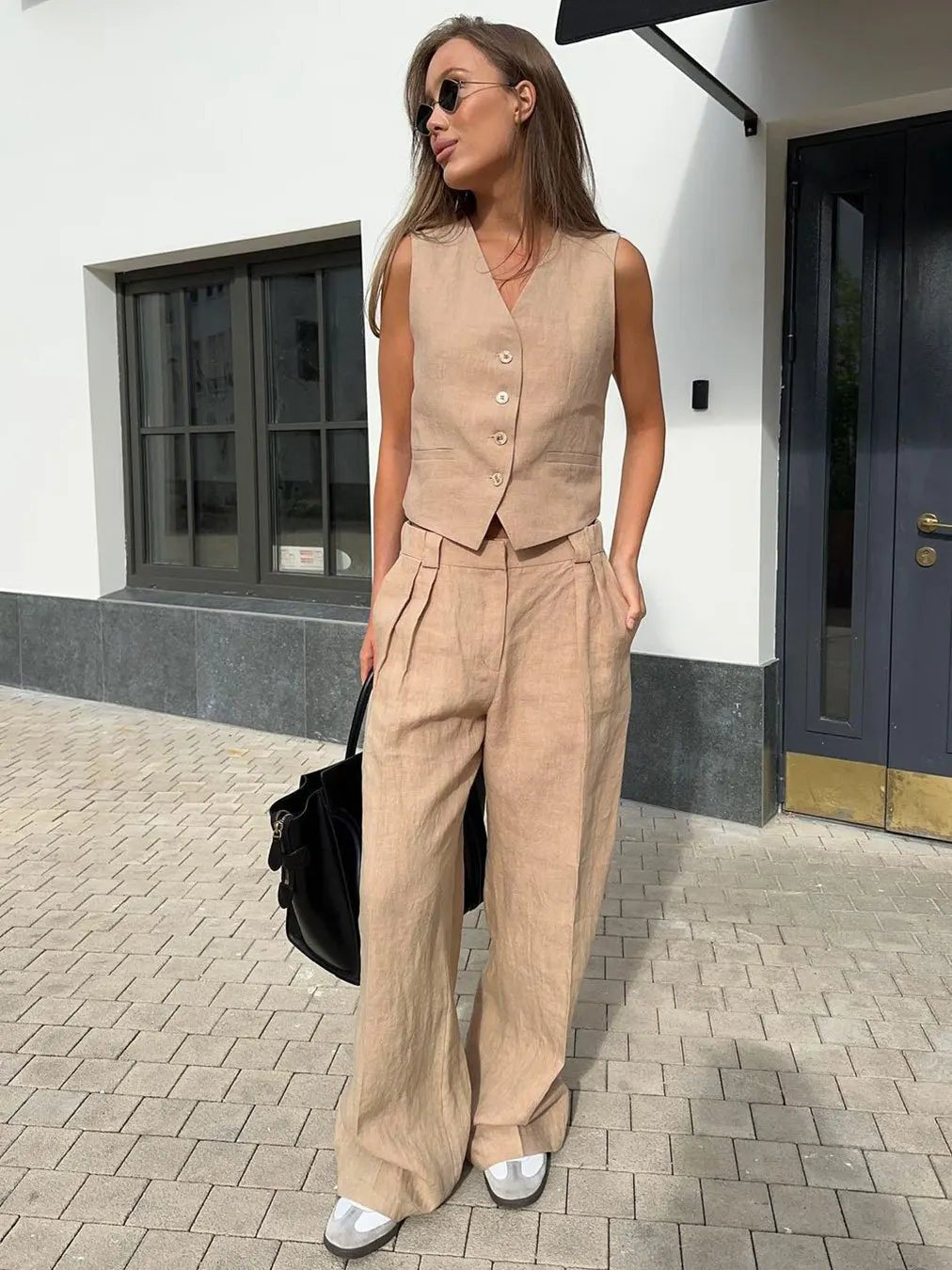 Women’s Suit Set – Sleeveless Linen Waistcoat With Wide-Leg Trousers