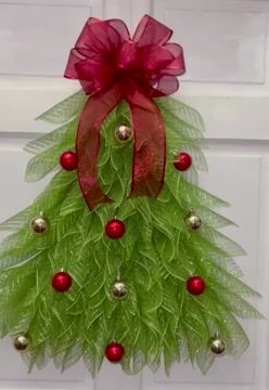 Christmas Tree Door Garland | 40 x 20 cm | Handmade Weatherproof Burlap with Bow, Berries & Warm Light Options 4
