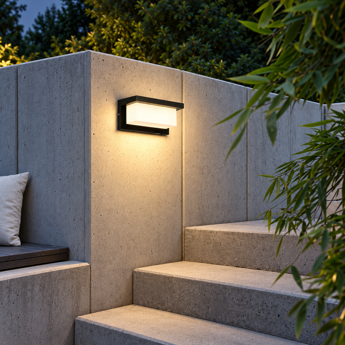 Motion Sensor Wall Light Outdoor Weatherproof Aluminium PC with 18 W LED 10