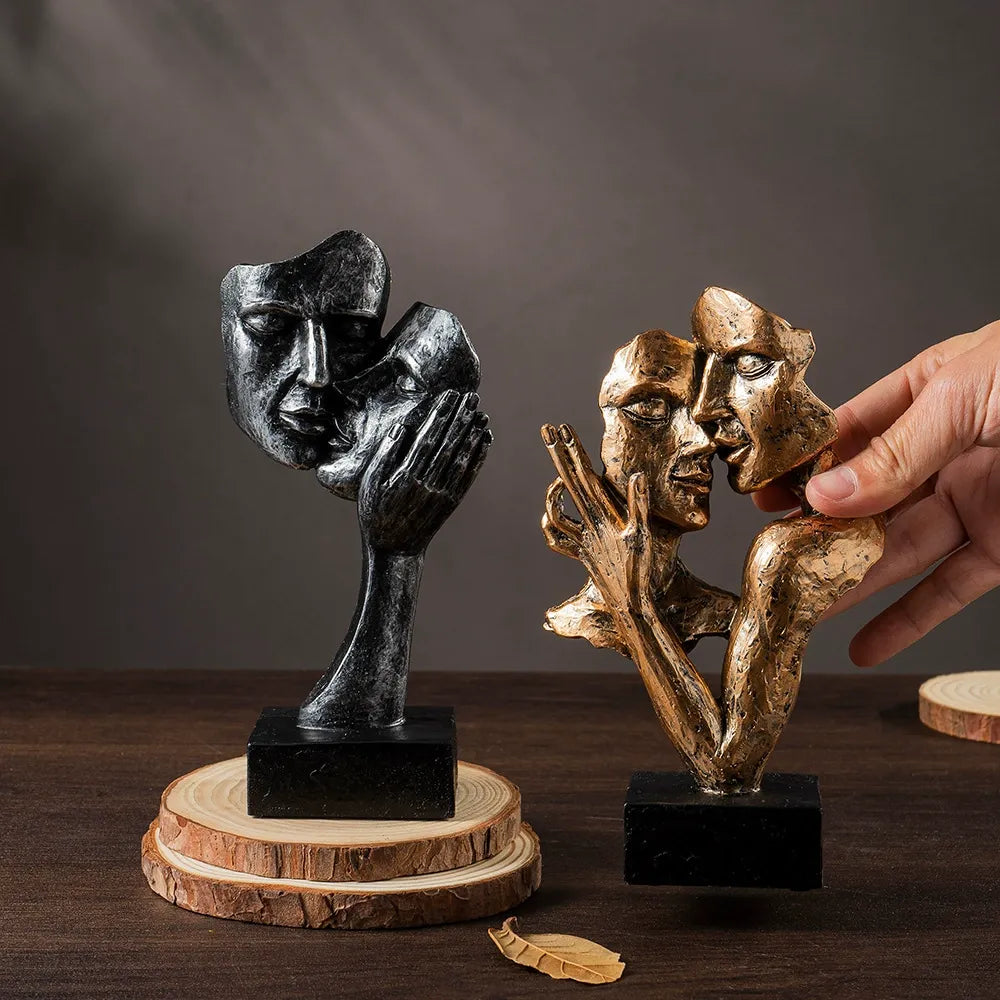 Abstract Kiss Sculpture Resin 16-18 cm | Black or Bronze Finish | Textured Couple Statue for Shelf, Sideboard, Nightstand 1