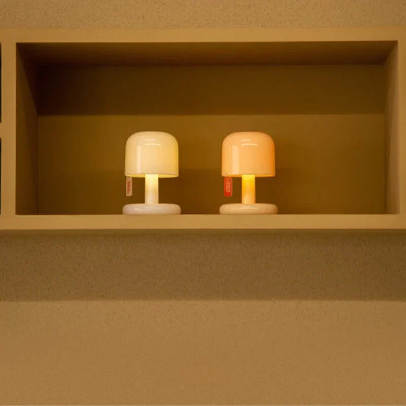 Sunset Projector Lamp LED | Adjustable Angle, Dimmable Warm White | USB Powered Mood Lighting for Desk or Bedside 9
