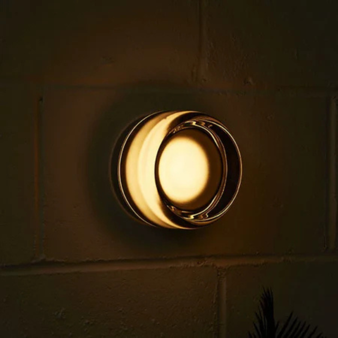 Minimalist Wall Light with Recessed Diffuser 10