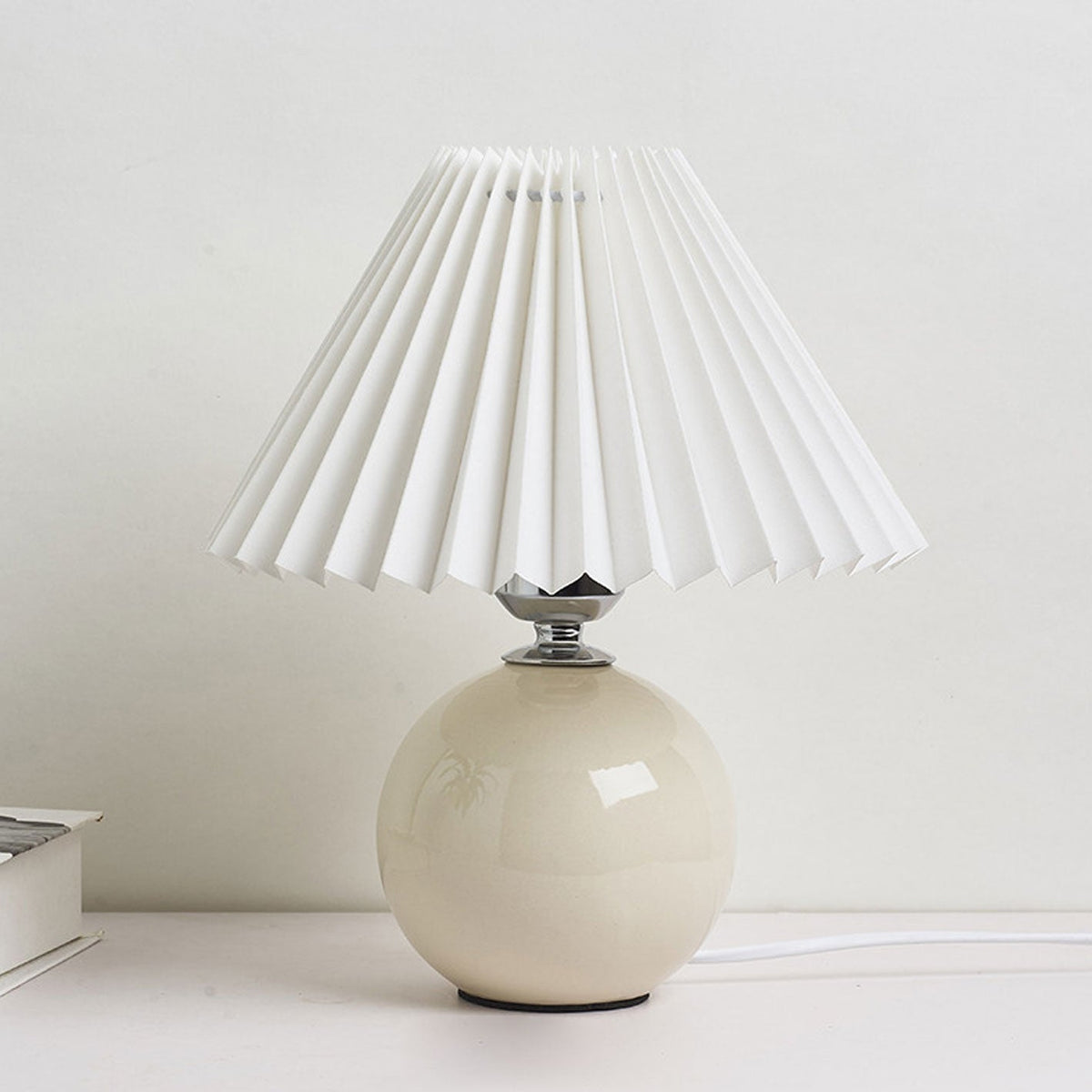 Nordic Ceramic Pleated Table Light | 1-Light Lasson Living