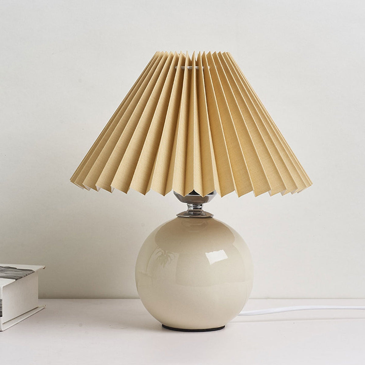 Nordic Ceramic Pleated Table Light | 1-Light Lasson Living