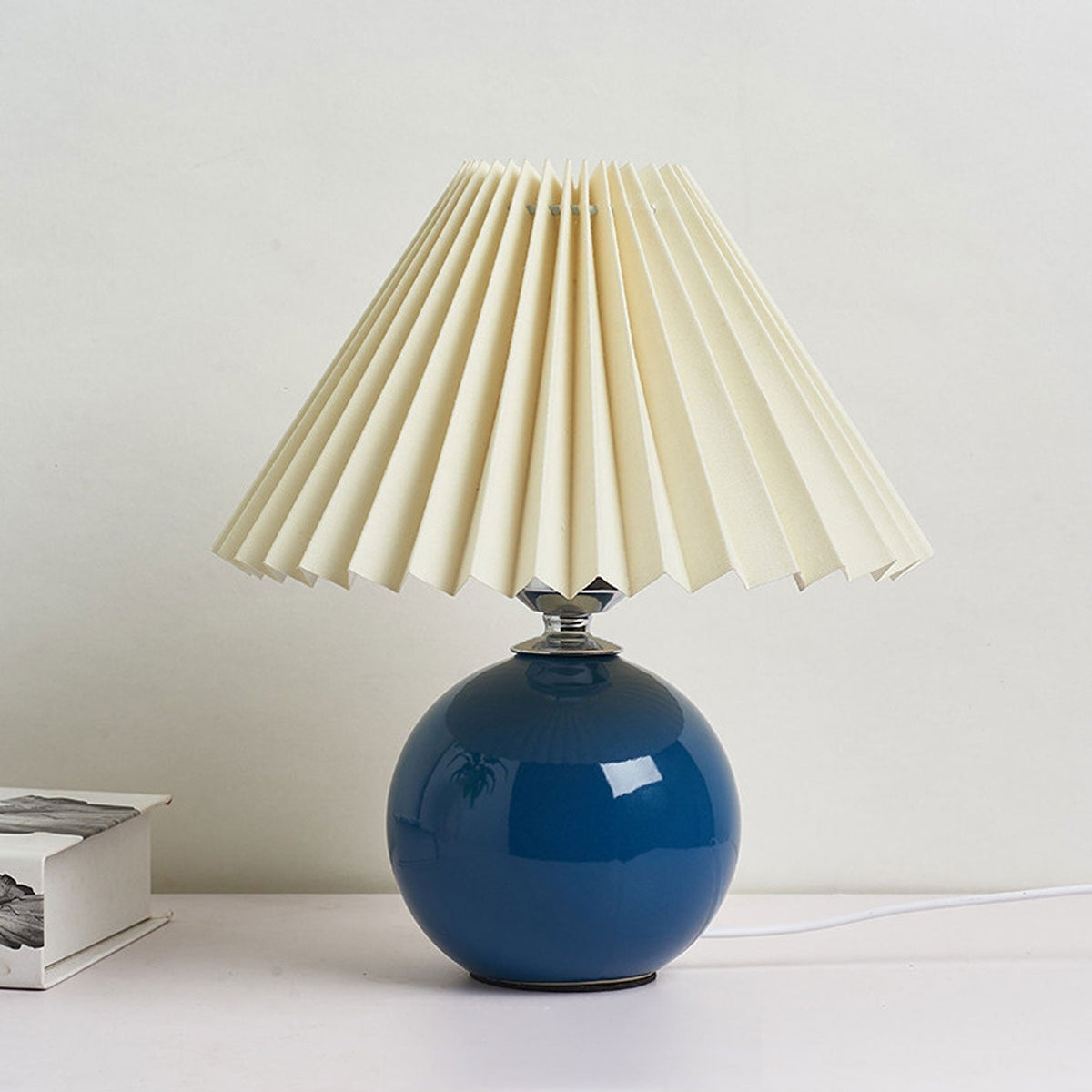 Nordic Ceramic Pleated Table Light | 1-Light Lasson Living