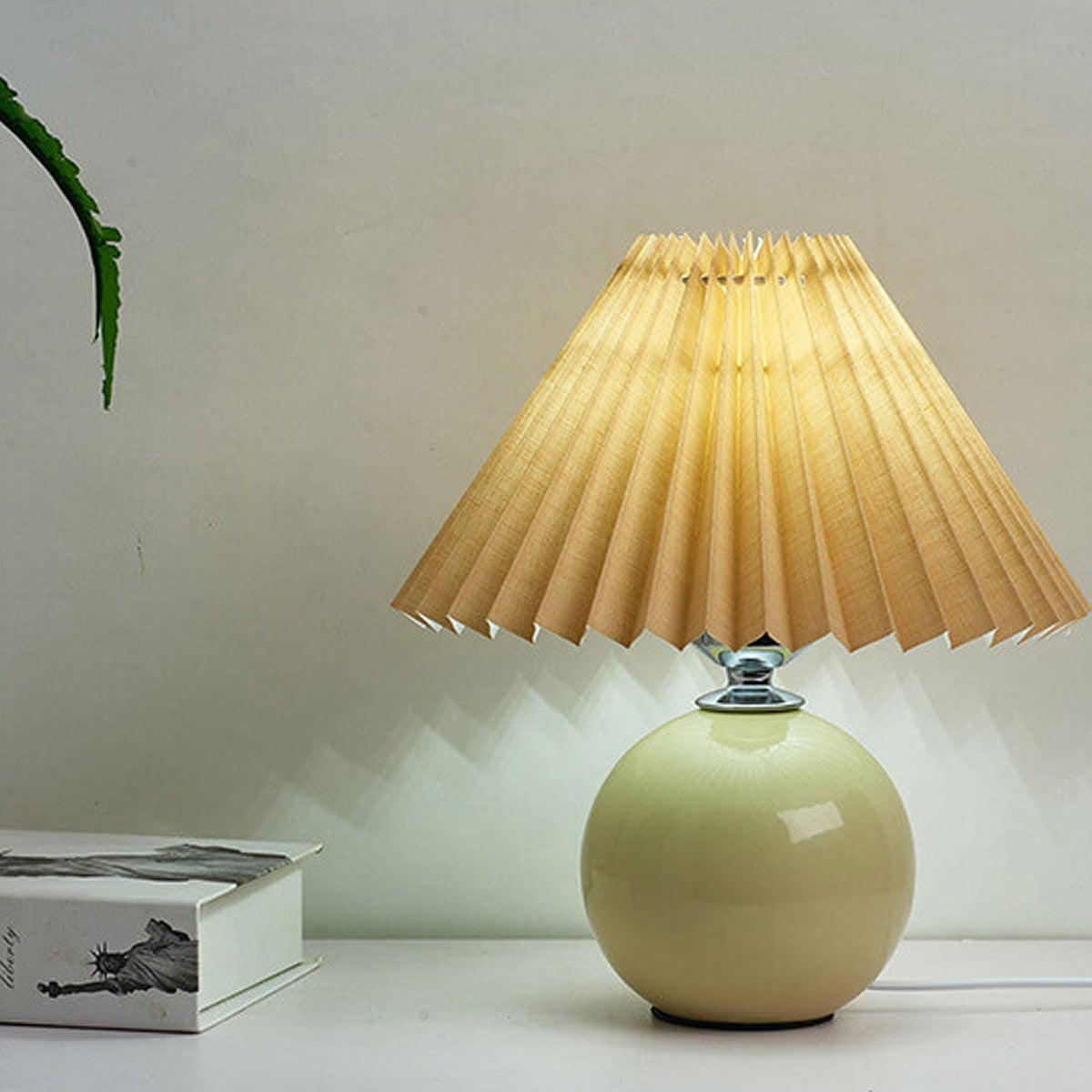 Nordic Ceramic Pleated Table Light | 1-Light Lasson Living