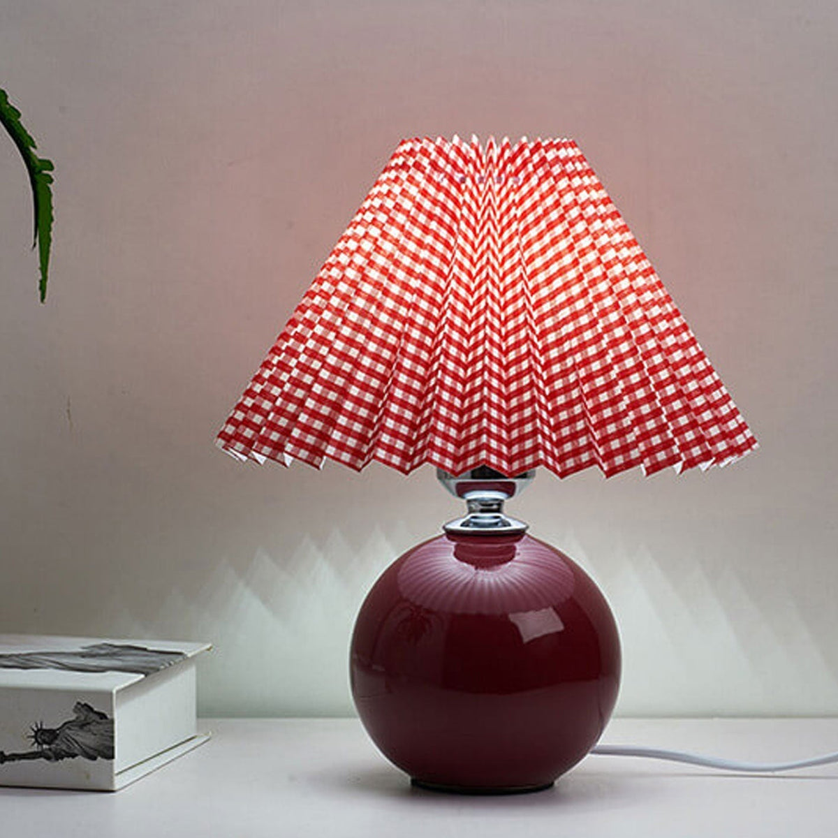 Nordic Ceramic Pleated Table Light | 1-Light Lasson Living