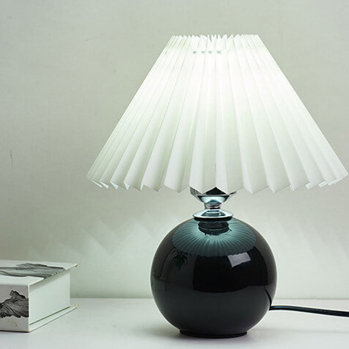 Nordic Ceramic Pleated Table Light | 1-Light Lasson Living