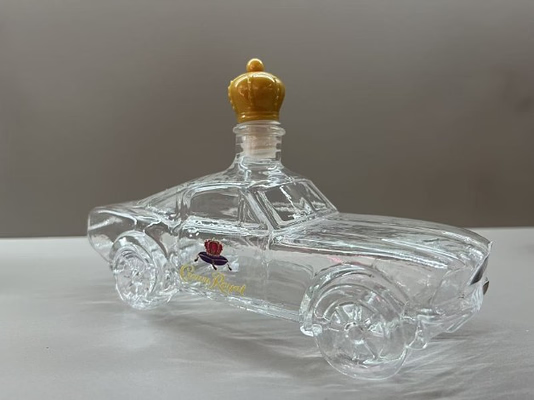 Car Shaped Whisky Decanter Glass | Detailed Car Silhouette | Holds Whisky, Bourbon or Spirits, Bar Centrepiece 7