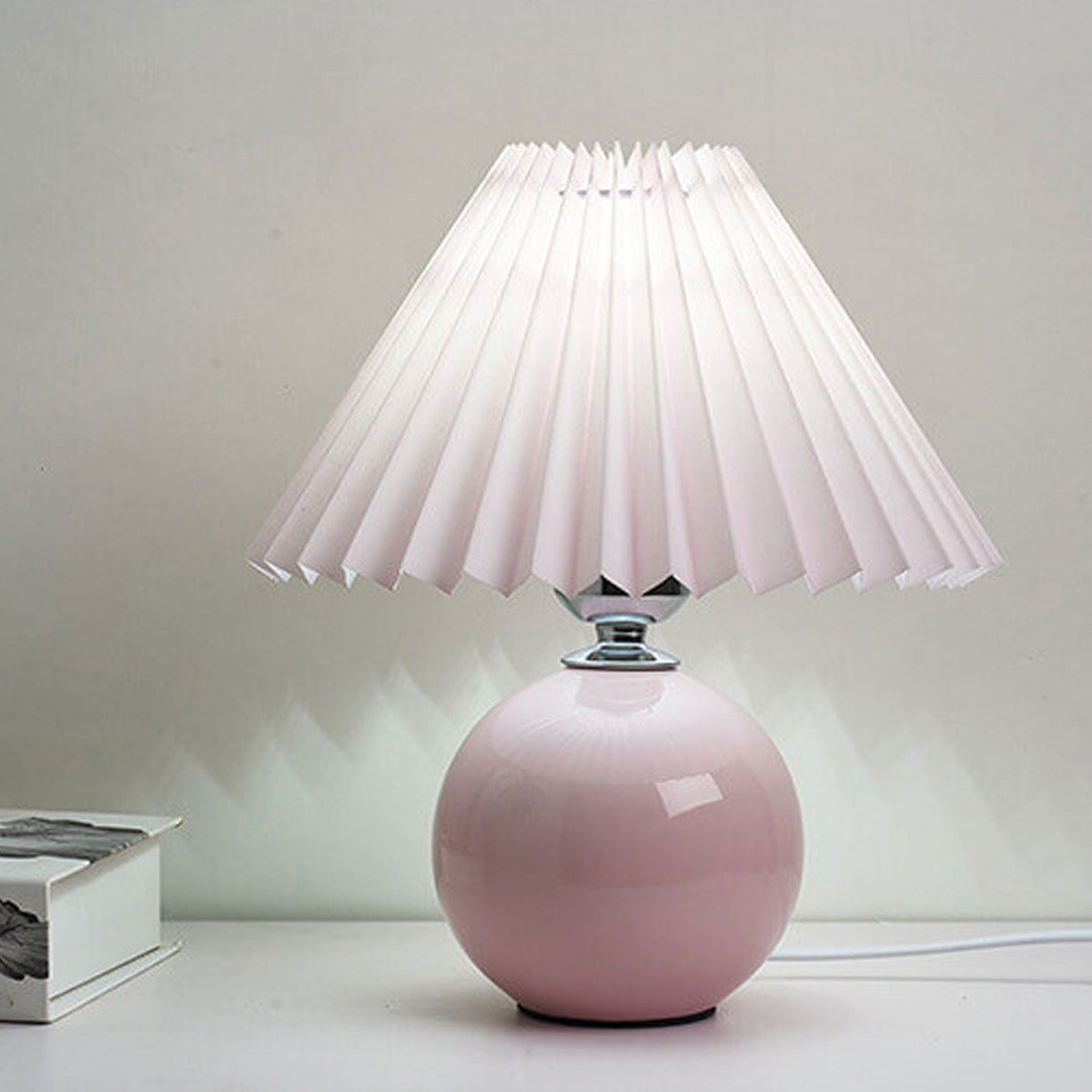 Nordic Ceramic Pleated Table Light | 1-Light Lasson Living