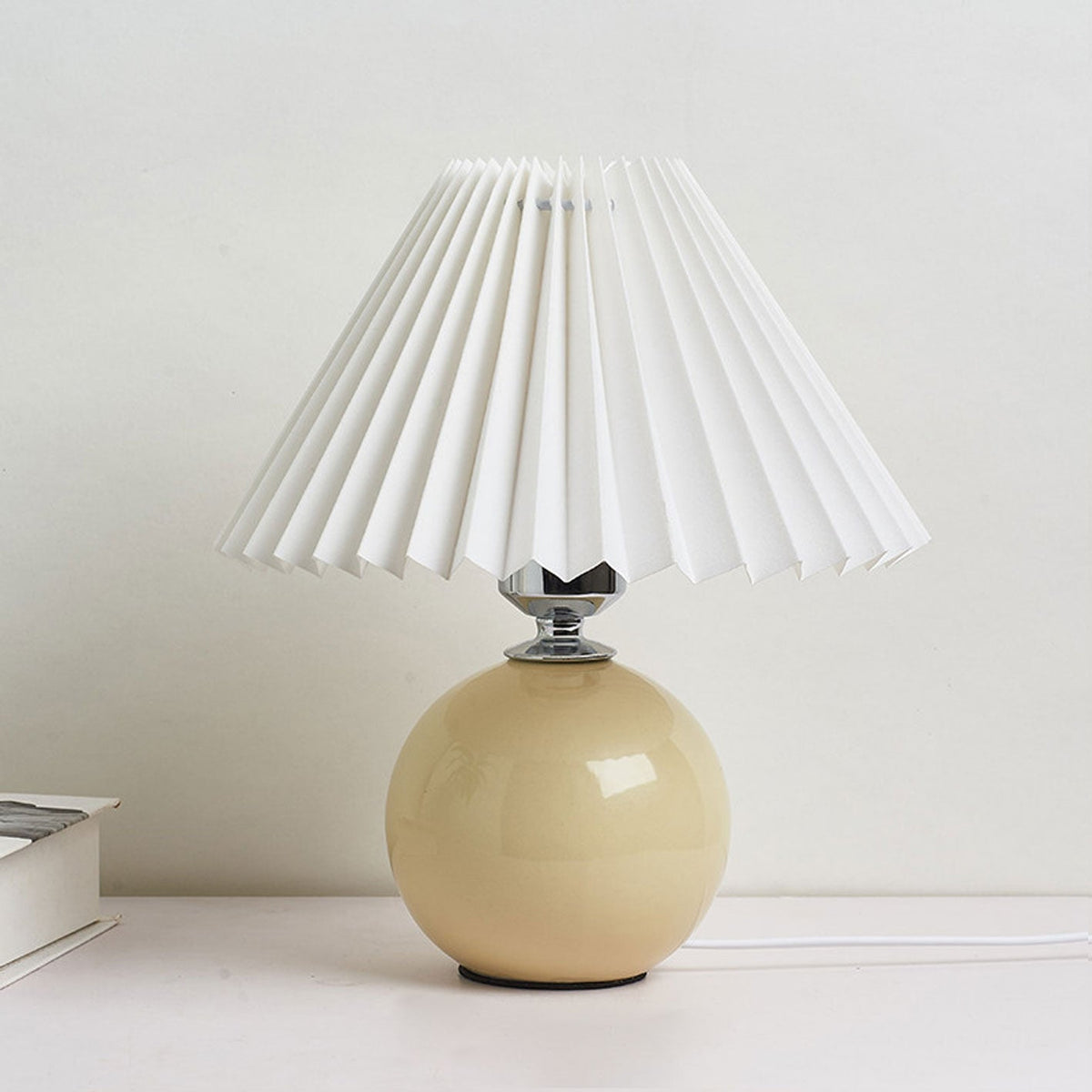 Nordic Ceramic Pleated Table Light | 1-Light Lasson Living