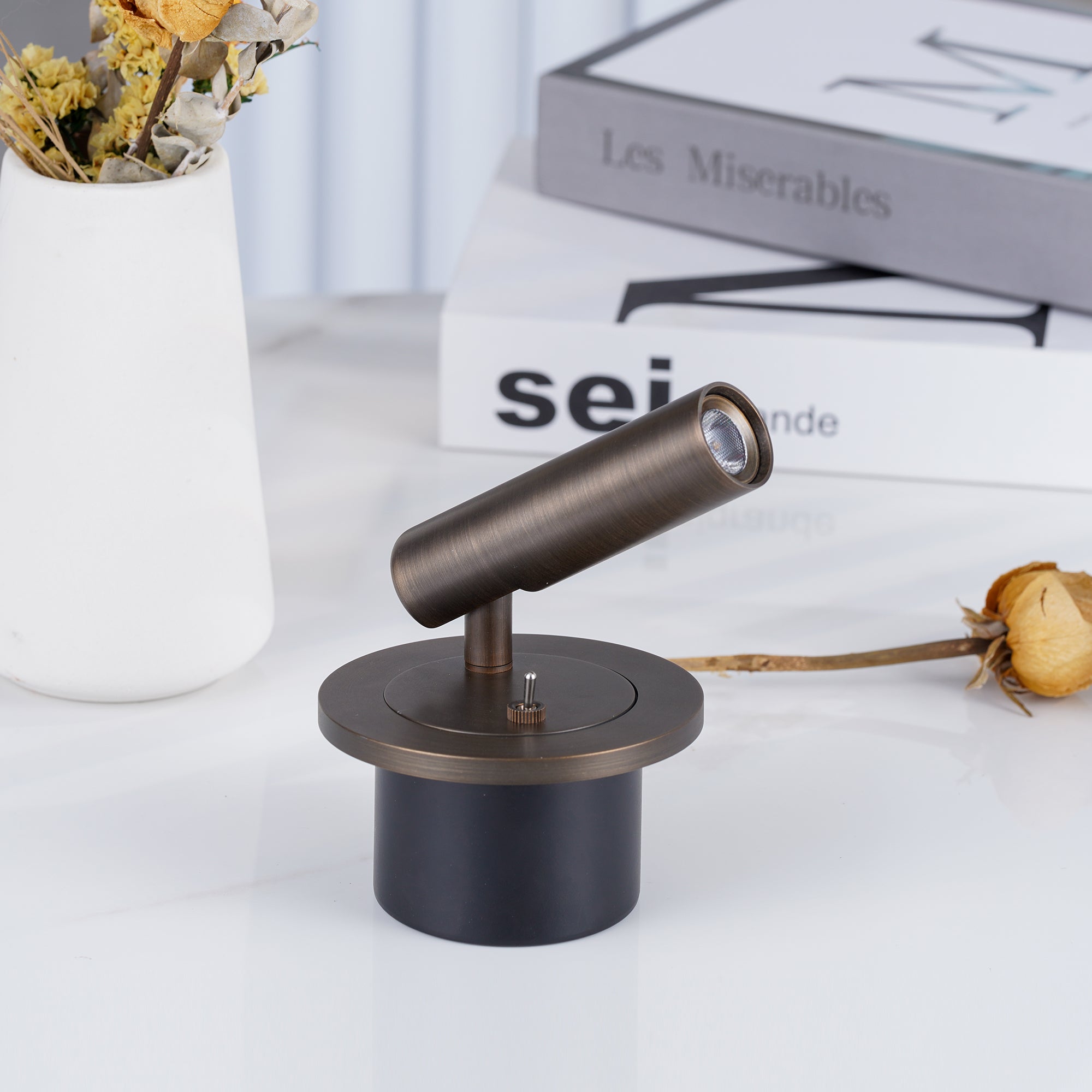 Adjustable Metal Wall Reading Lamp with Cylindrical Head 5